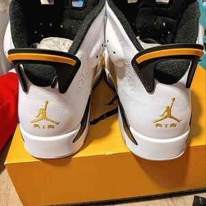 Air Jordan 6 Retro Size 13 /Yellow